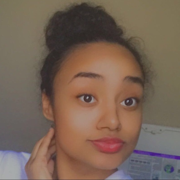 Meet your Posher, Jasmine - Picture 1 of 1